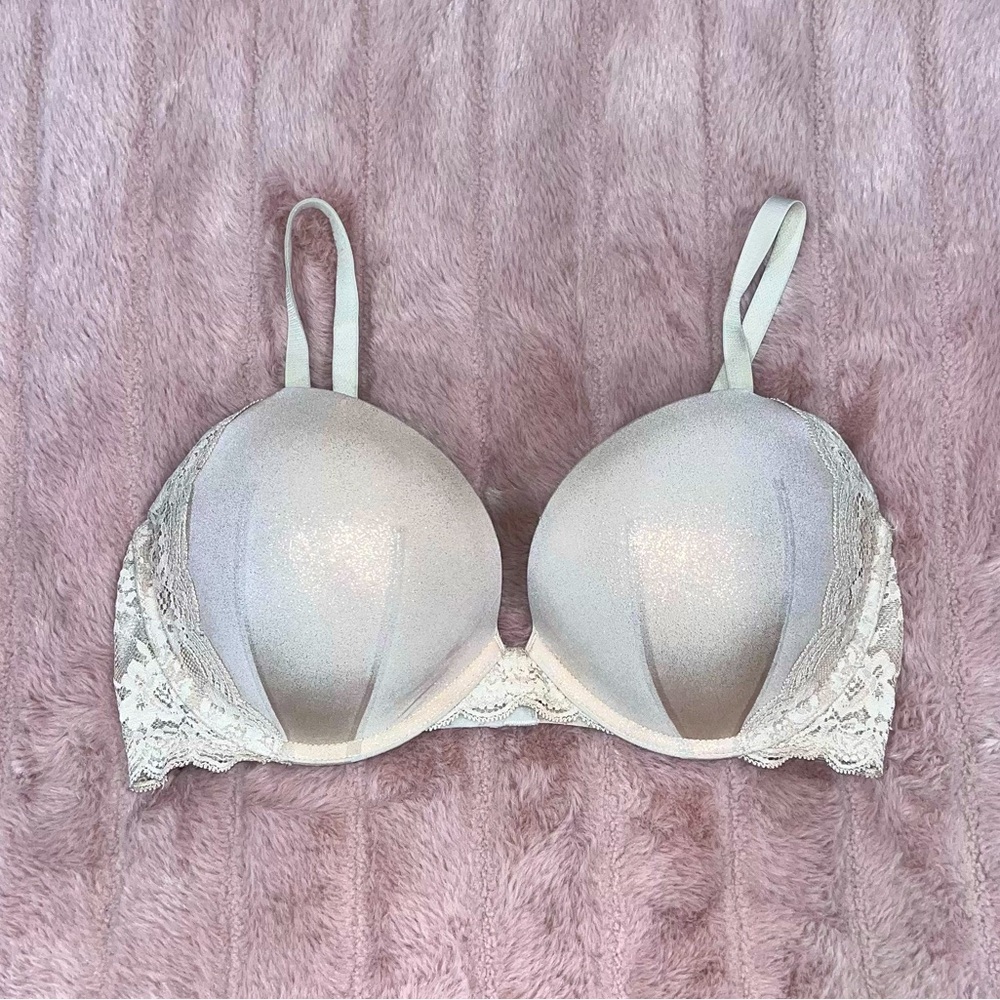 Victoria’s Secret Dream Angels Push-Up Plunge Bra in Platinum Shine Sparkle